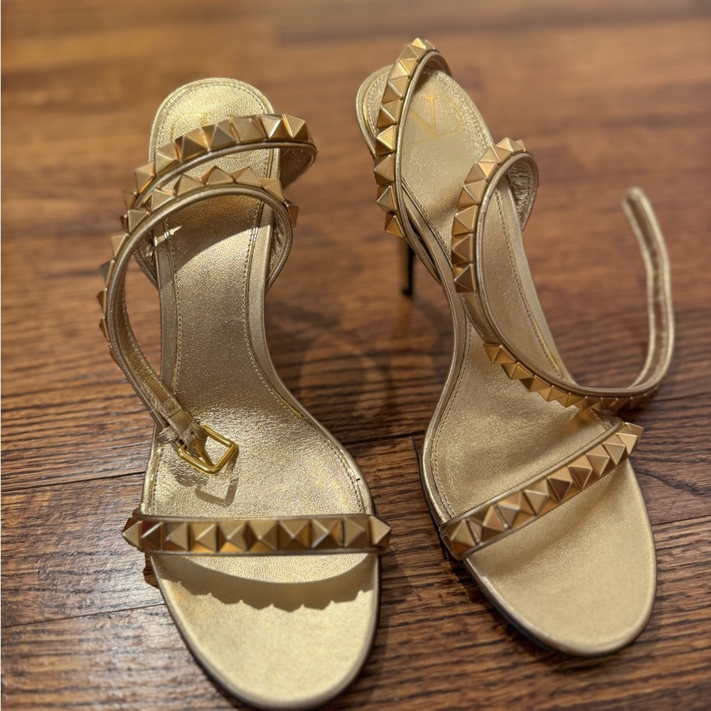 Valentino Garavani Gold Studded Heels